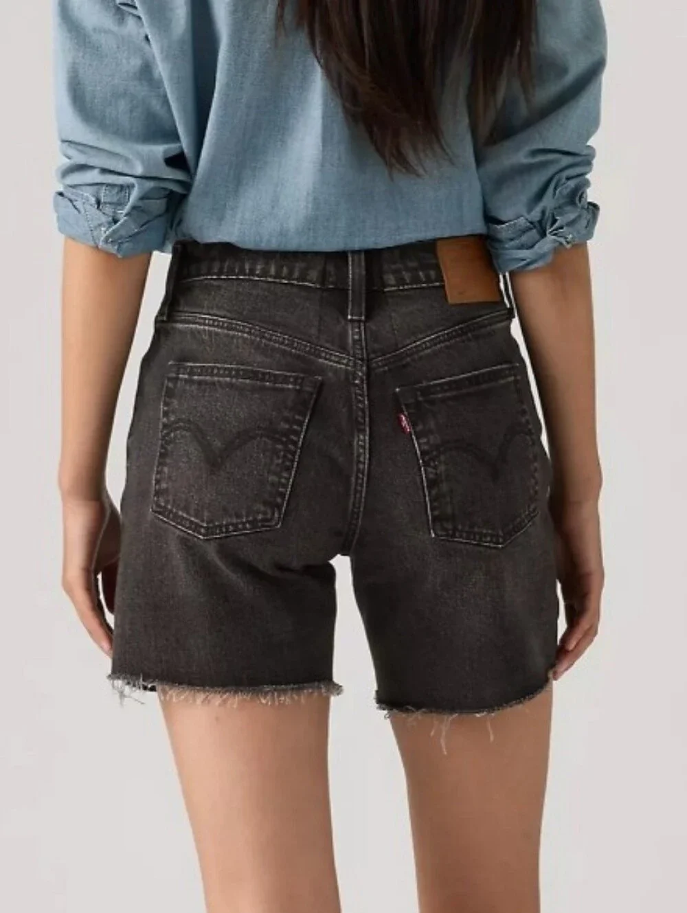 Levis sun out